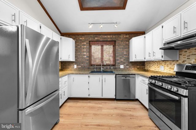 1765 BRACKENVILLE RD, Hockessin, DE 19707