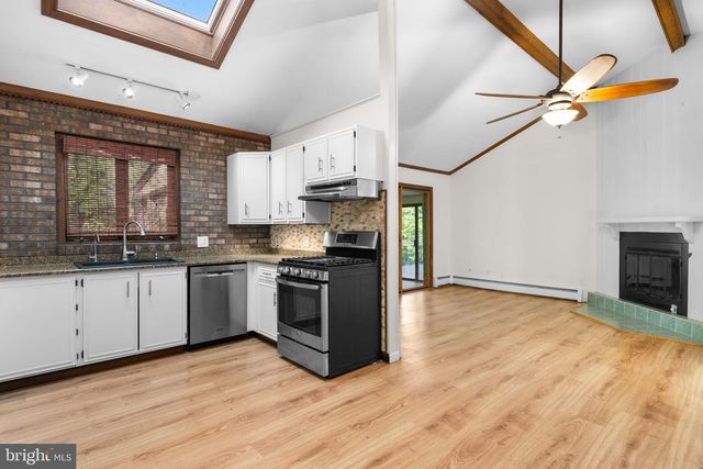 1765 BRACKENVILLE RD, Hockessin, DE 19707