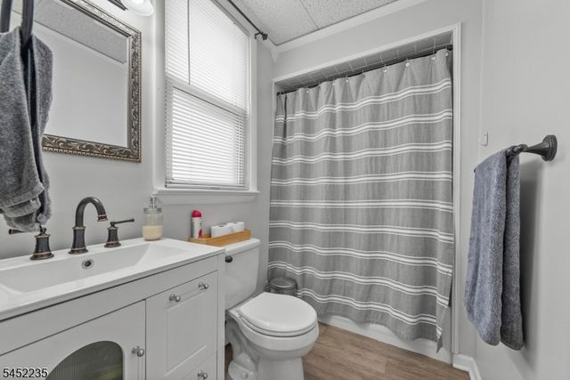 73 Berkeley Ave, Bloomfield Twp., NJ 07003