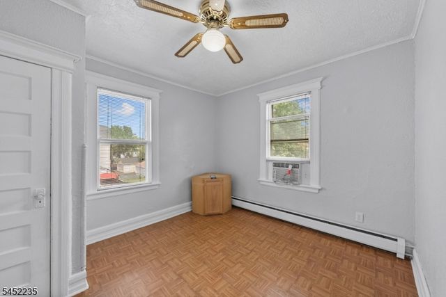 73 Berkeley Ave, Bloomfield Twp., NJ 07003