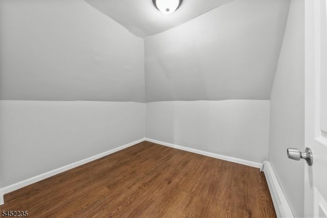 73 Berkeley Ave, Bloomfield Twp., NJ 07003