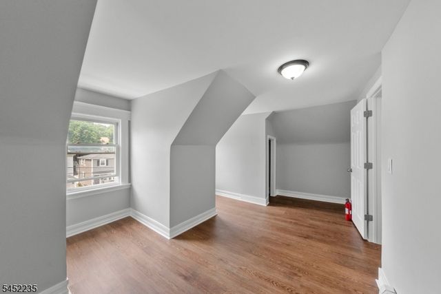73 Berkeley Ave, Bloomfield Twp., NJ 07003