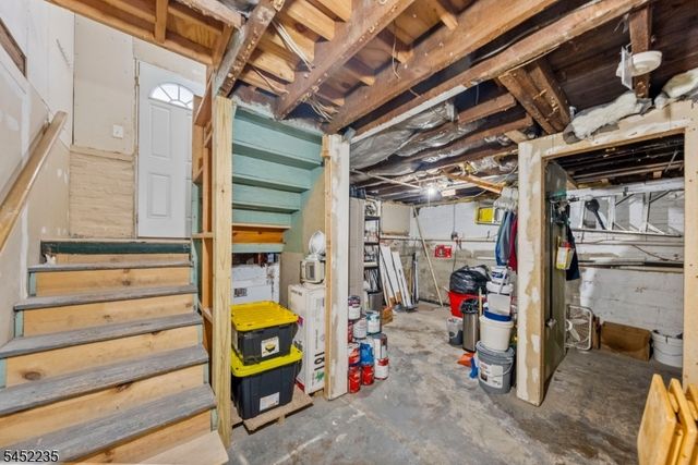 73 Berkeley Ave, Bloomfield Twp., NJ 07003