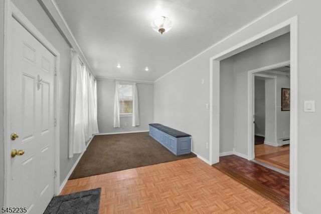 73 Berkeley Ave, Bloomfield Twp., NJ 07003