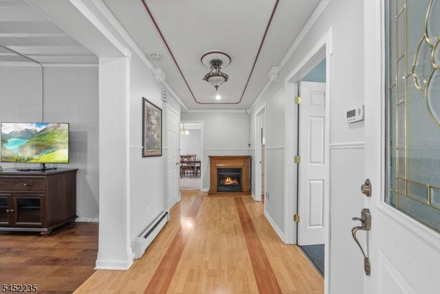 73 Berkeley Ave, Bloomfield Twp., NJ 07003