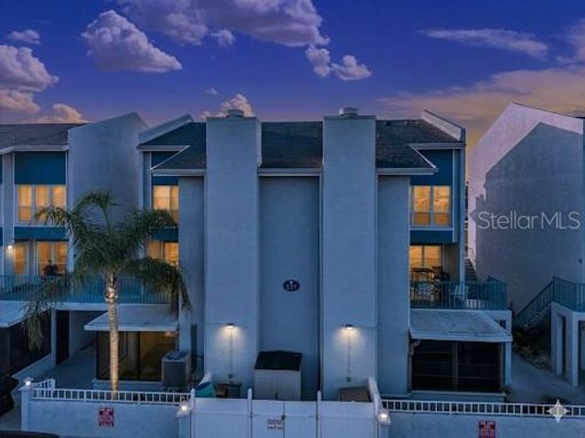 337 REX PLACE A, Madeira Beach, FL 33708