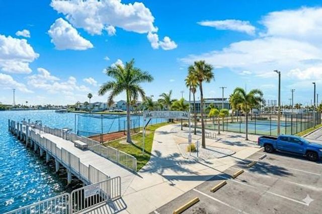 337 REX PLACE A, Madeira Beach, FL 33708