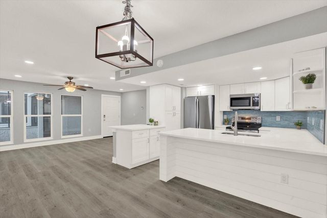 337 REX PLACE A, Madeira Beach, FL 33708