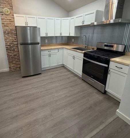 618 North Street, Madison, WI 53704