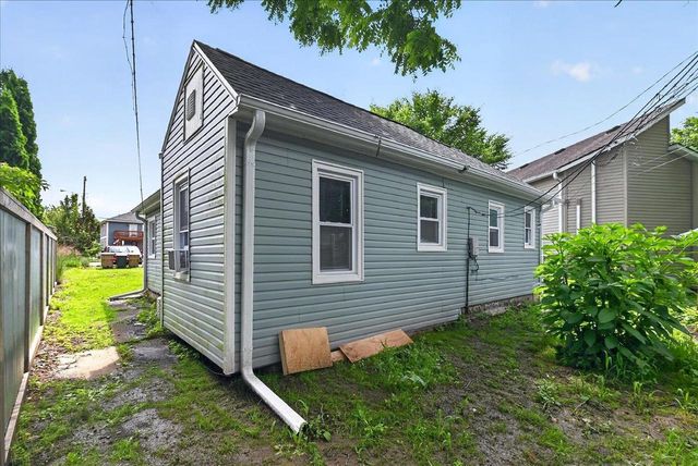618 North Street, Madison, WI 53704