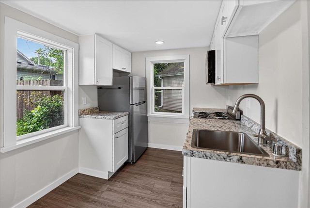 618 North Street, Madison, WI 53704