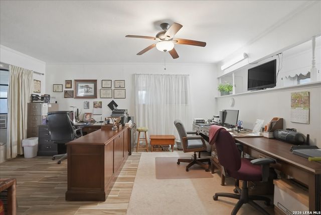 1309 Burleson St., George West, TX 78022