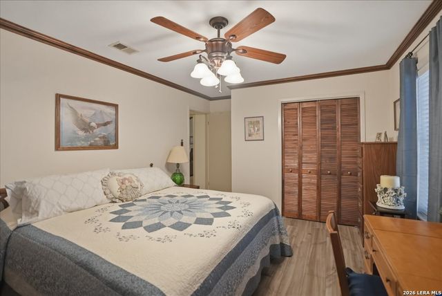 1309 Burleson St., George West, TX 78022