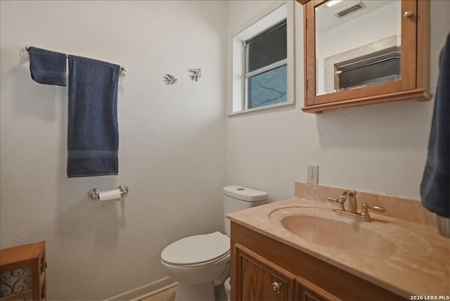 1309 Burleson St., George West, TX 78022