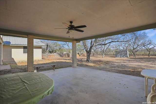 1309 Burleson St., George West, TX 78022