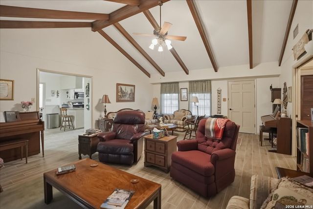 1309 Burleson St., George West, TX 78022