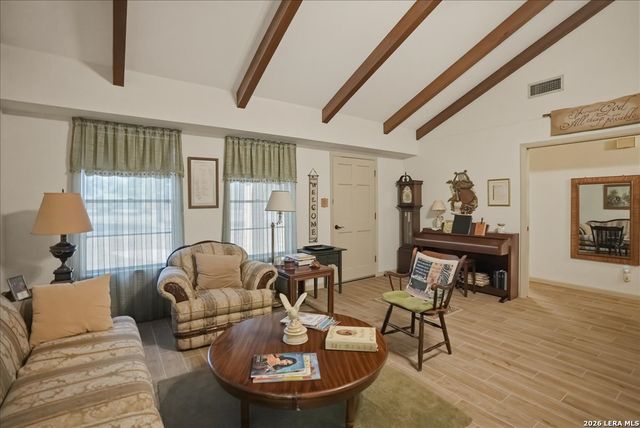 1309 Burleson St., George West, TX 78022