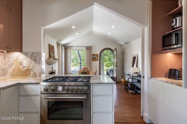 1658 E Harrison Avenue, Salt Lake City, UT 84105