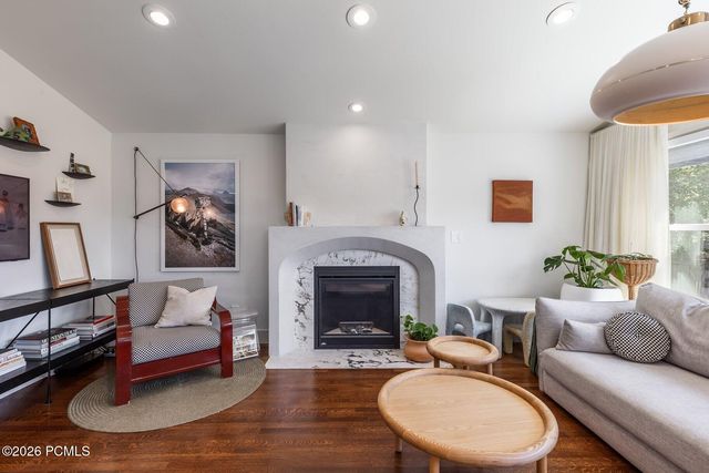 1658 E Harrison Avenue, Salt Lake City, UT 84105