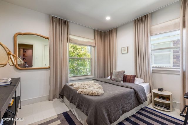 1658 E Harrison Avenue, Salt Lake City, UT 84105