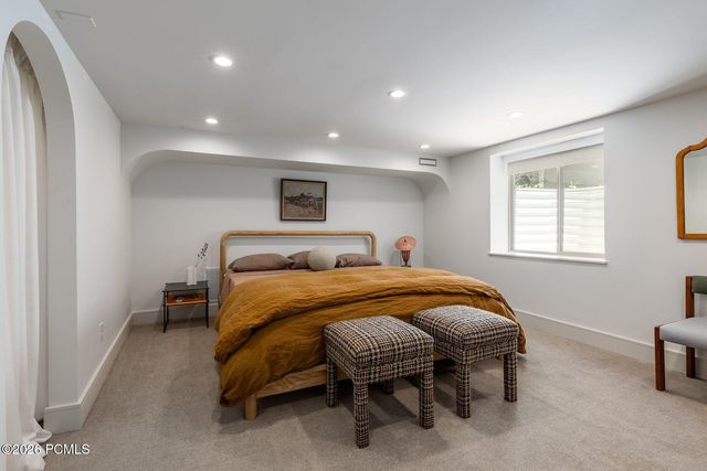 1658 E Harrison Avenue, Salt Lake City, UT 84105