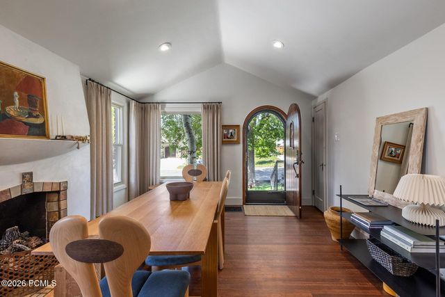 1658 E Harrison Avenue, Salt Lake City, UT 84105