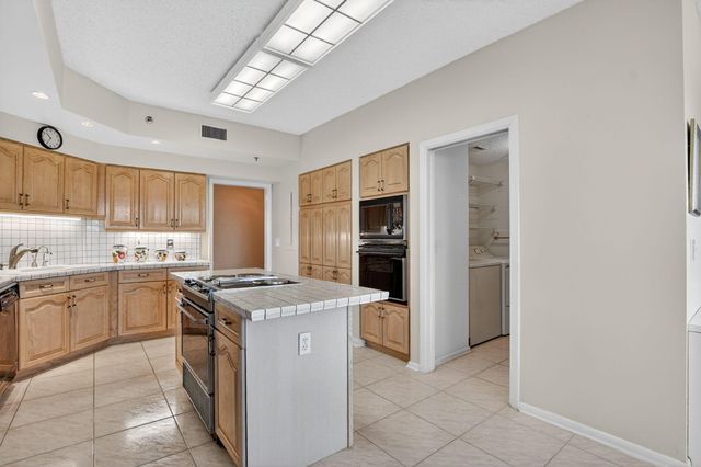 7351 Promenade Drive F-502, Boca Raton, FL 33433