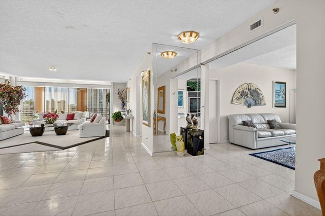 7351 Promenade Drive F-502, Boca Raton, FL 33433