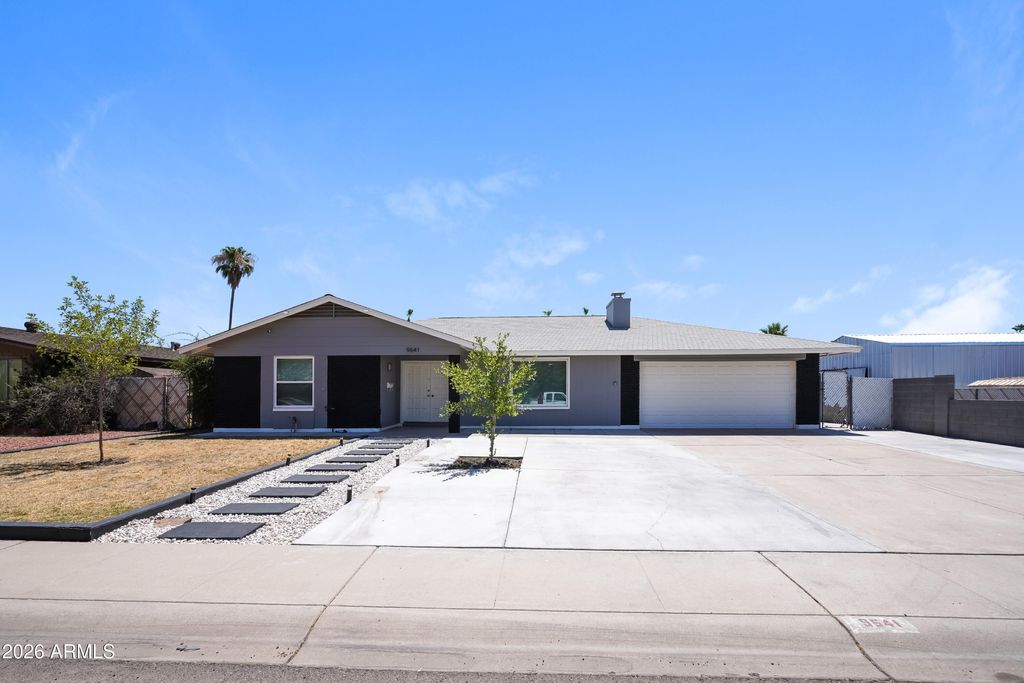 9641 N 41ST Drive, Phoenix, AZ 85051