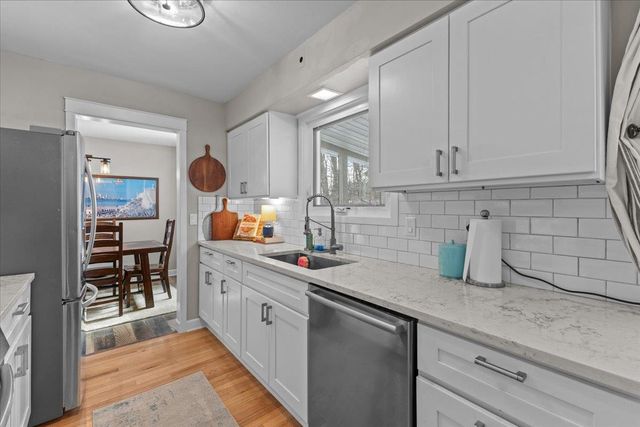 23 Duval Street, South Burlington, VT 05403