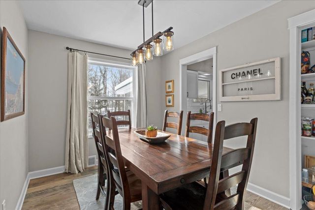 23 Duval Street, South Burlington, VT 05403