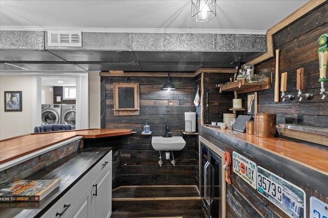 23 Duval Street, South Burlington, VT 05403