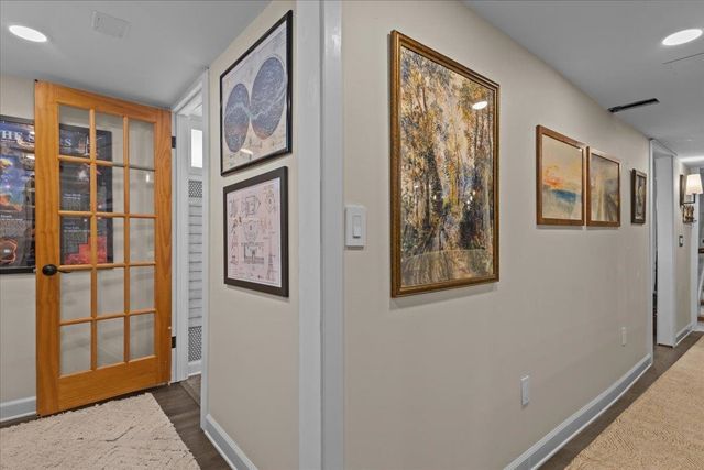 23 Duval Street, South Burlington, VT 05403