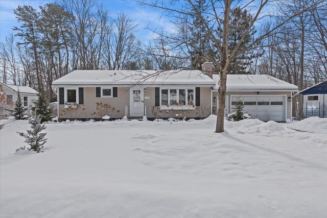 23 Duval Street, South Burlington, VT 05403