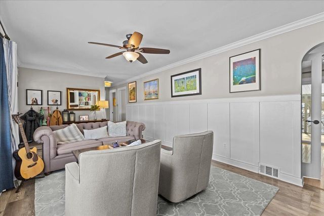 23 Duval Street, South Burlington, VT 05403