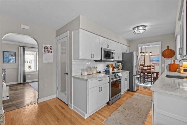 23 Duval Street, South Burlington, VT 05403