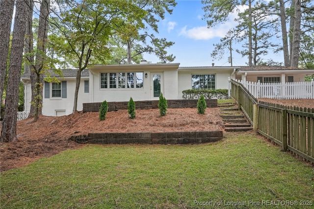 2515 Mirror Lake Drive, Fayetteville, NC 28303