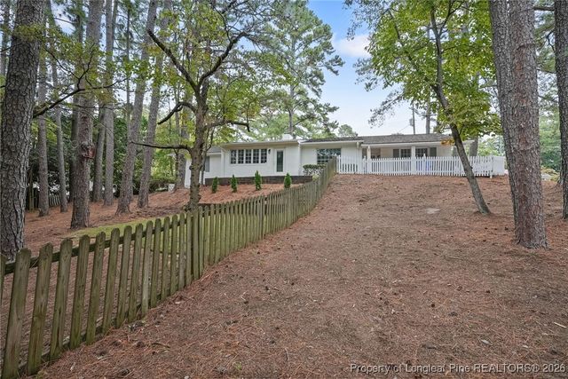 2515 Mirror Lake Drive, Fayetteville, NC 28303