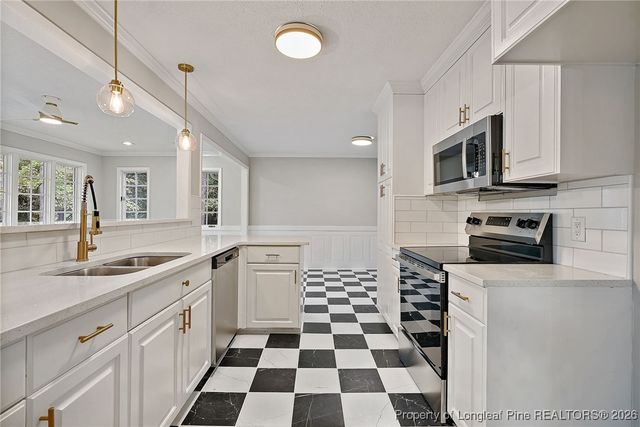 2515 Mirror Lake Drive, Fayetteville, NC 28303