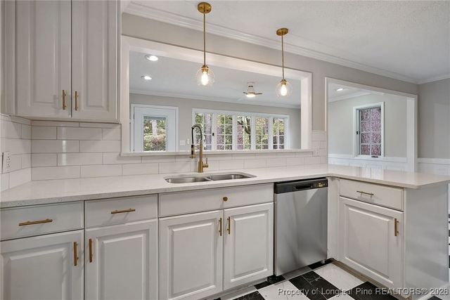 2515 Mirror Lake Drive, Fayetteville, NC 28303