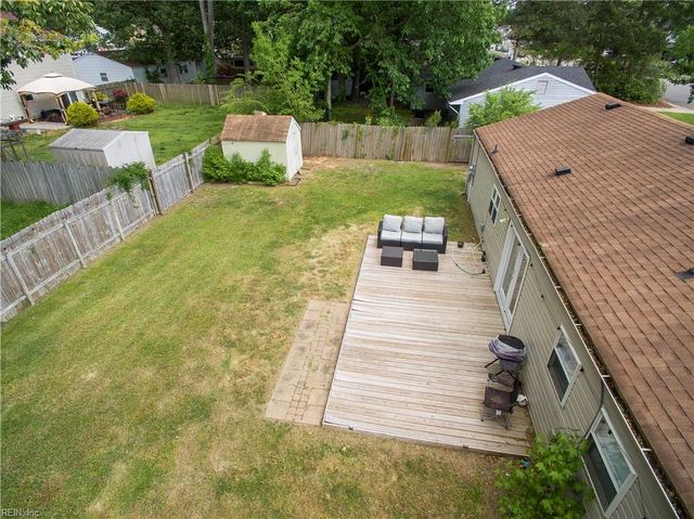 3340 Lakecrest RD, Virginia Beach, VA 23452