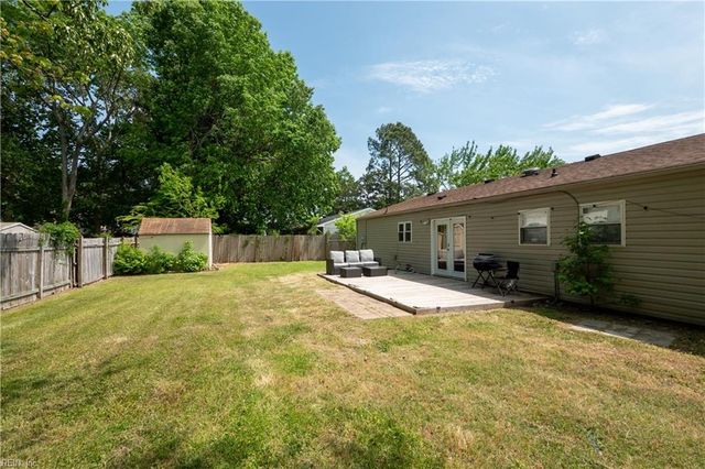 3340 Lakecrest RD, Virginia Beach, VA 23452
