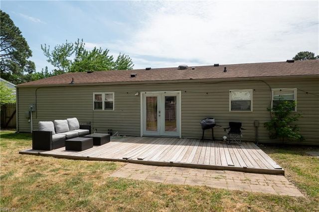 3340 Lakecrest RD, Virginia Beach, VA 23452