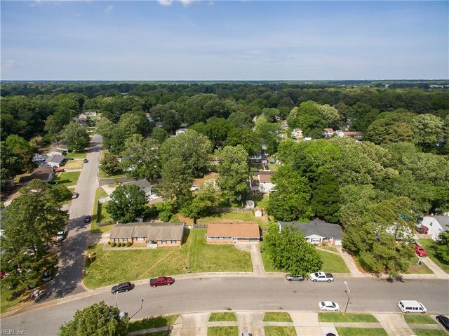3340 Lakecrest RD, Virginia Beach, VA 23452