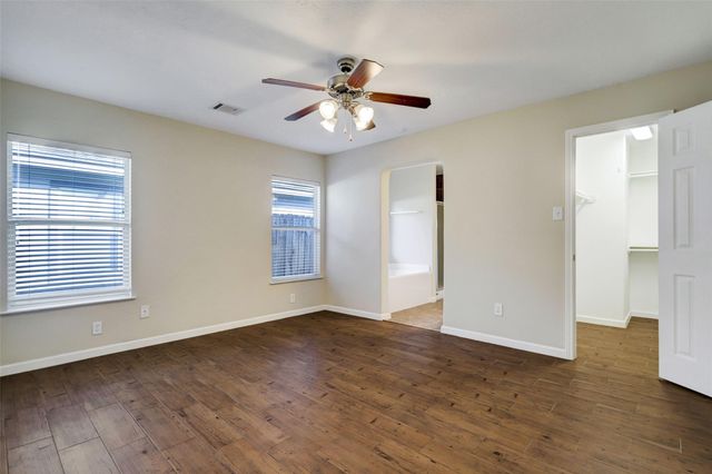 18319 Austin Oak Lane, Richmond, TX 77407
