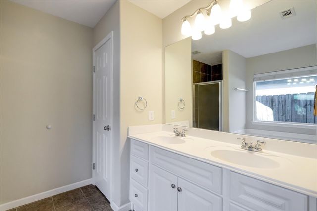 18319 Austin Oak Lane, Richmond, TX 77407
