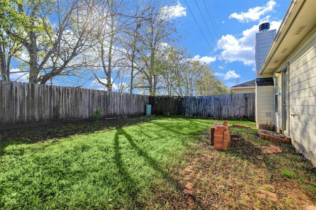 18319 Austin Oak Lane, Richmond, TX 77407