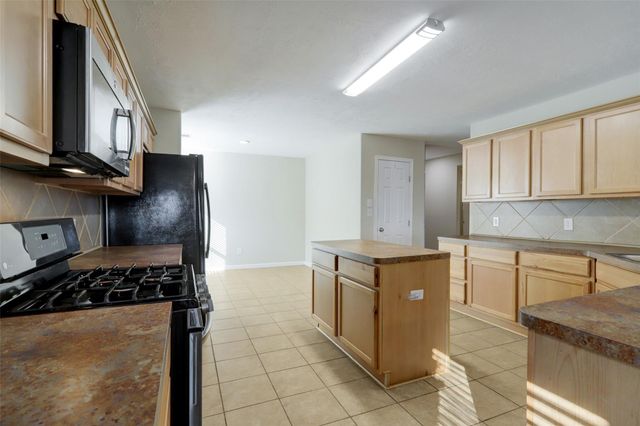 18319 Austin Oak Lane, Richmond, TX 77407