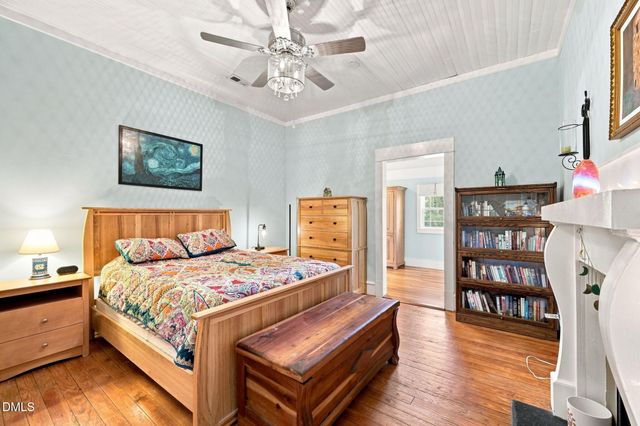 306 N Ninth Street, Mebane, NC 27302
