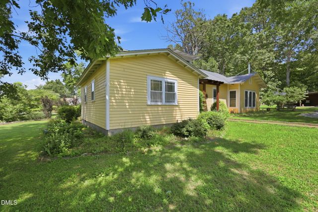 306 N Ninth Street, Mebane, NC 27302